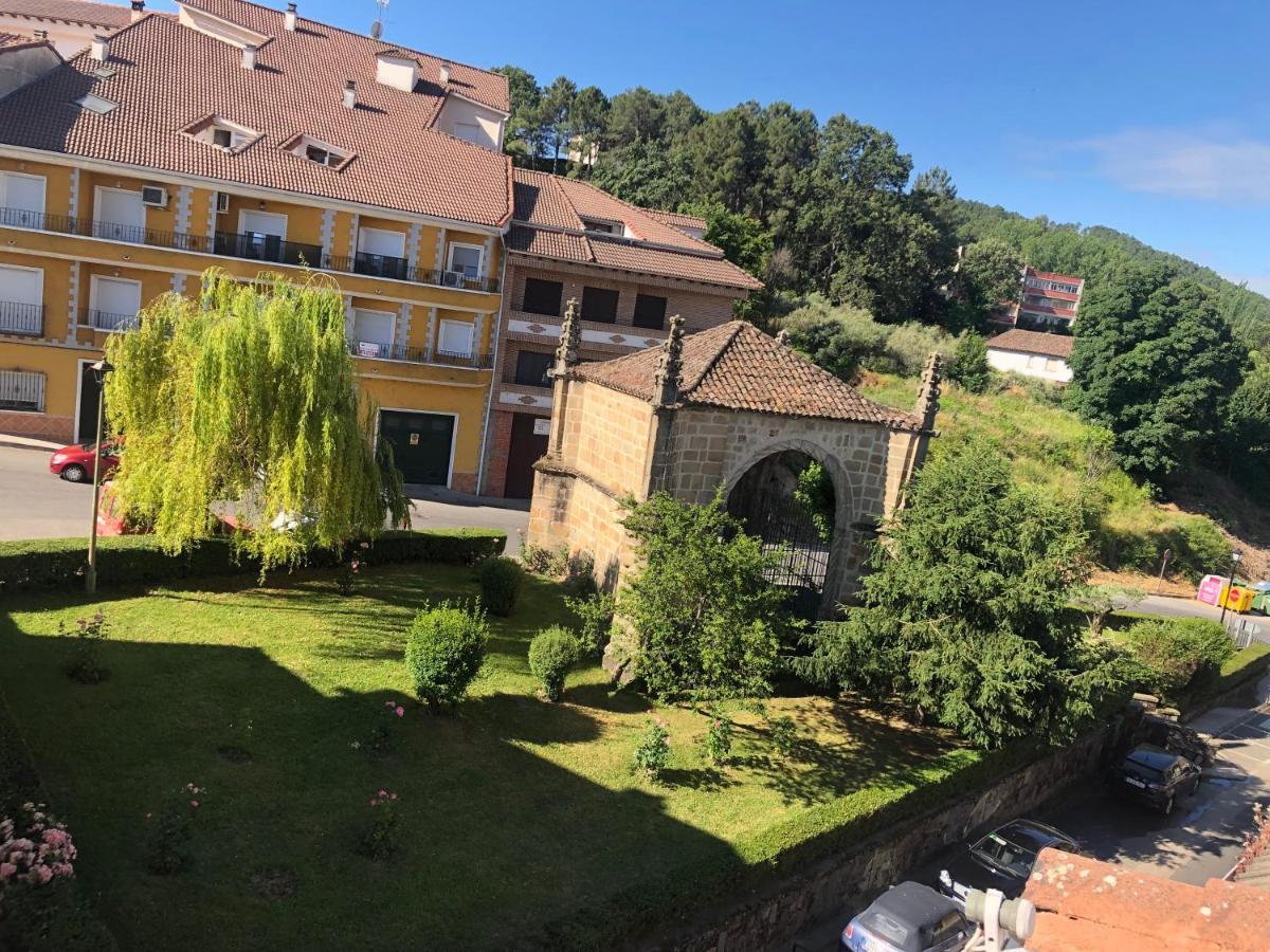 Apartamento Turistico Atico La Taberna Arenas de San Pedro Dış mekan fotoğraf